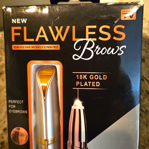 Brow Shaper Flawless - Picture 2 of 6